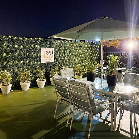 Nest Fort Bgc Makati City Dış mekan fotoğraf