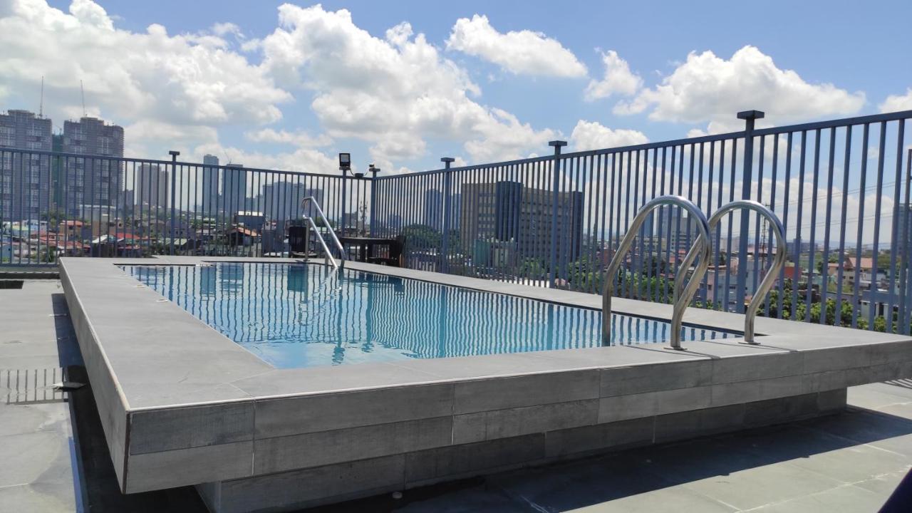 Nest Fort Bgc Makati City Dış mekan fotoğraf
